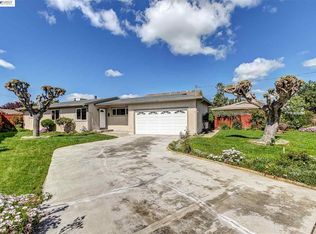 145 Barber St, Livermore, CA 94550