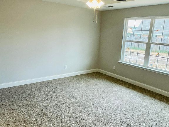 5th image of 1697 Cambria Dr