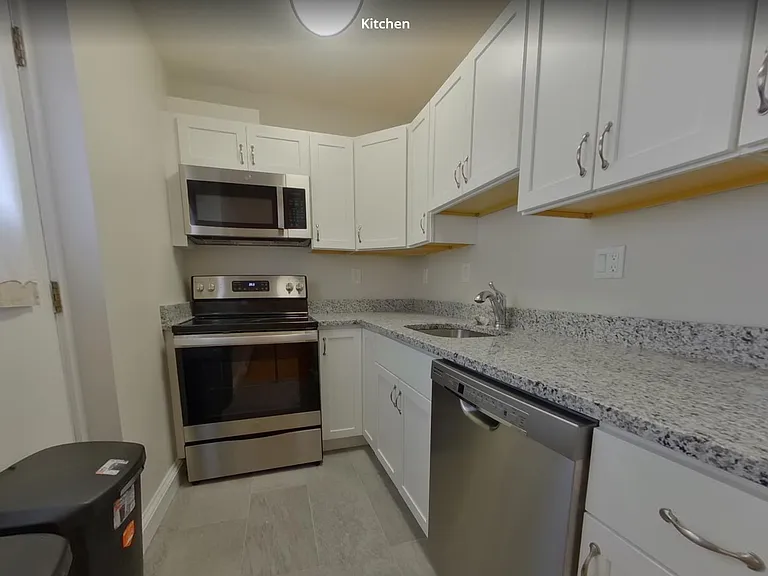 387 Highland Ave #R — Photo 5
