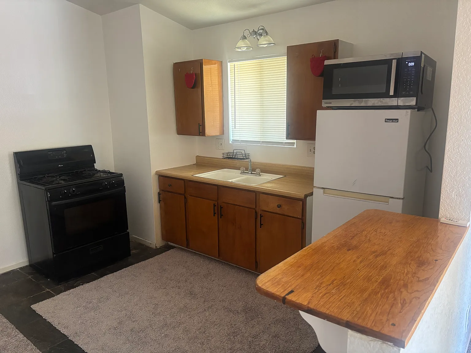 2 bed, 817 sqft, $1,400 — Photo 4