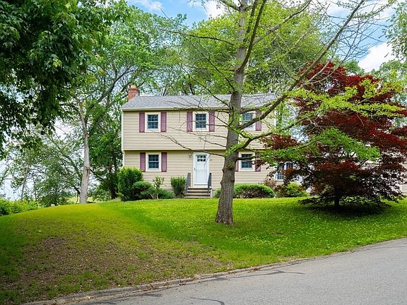 2nd image of 27 Albion Ln