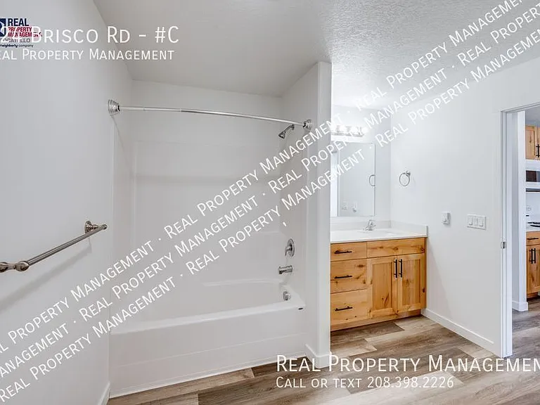 124 Briscoe Rd #C — Photo 9