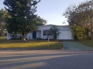 718 Shadyside St, Lehigh Acres, FL 33936