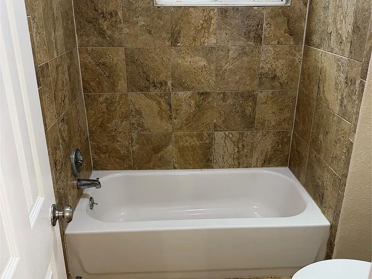 9 Dewthread Ct — Photo 10