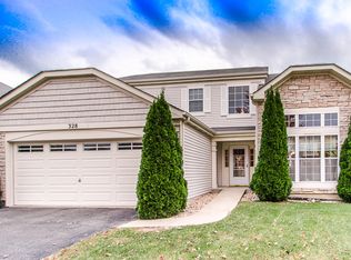 328 Stonegate Rd, Bolingbrook, IL 60440