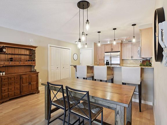 3rd image of 5424 France Ave S APT 105A