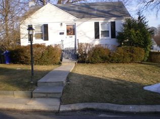 11715 Leona St, Silver Spring, MD 20902