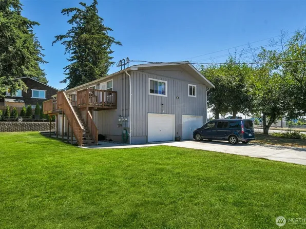30348 13th Avenue S #1 & 2, Federal Way, WA 98003