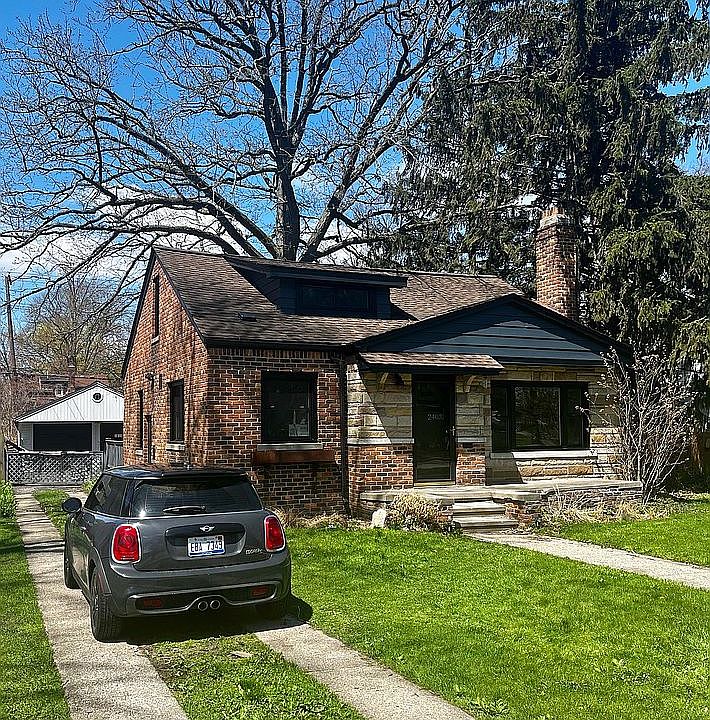 1st image of 24031 Roanoke Ave
