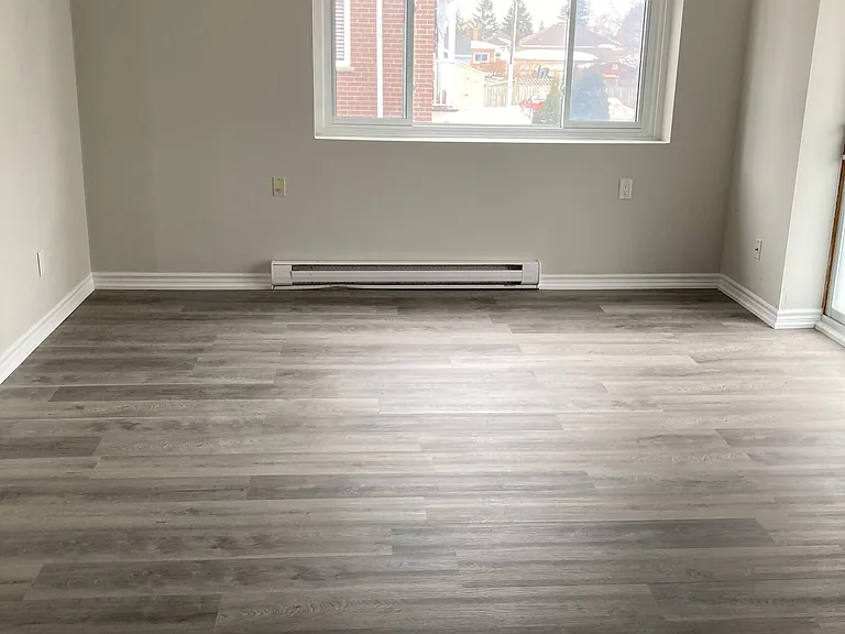 14 Frank St #5 — Photo 2