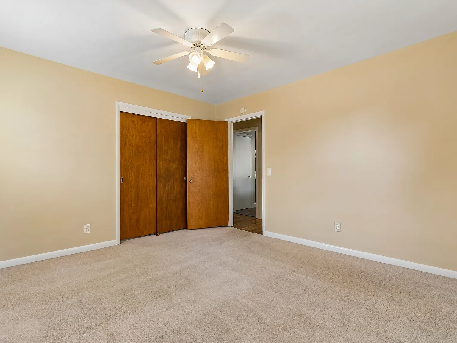 3 bed, 1375 sqft, $1,750 — Photo 4