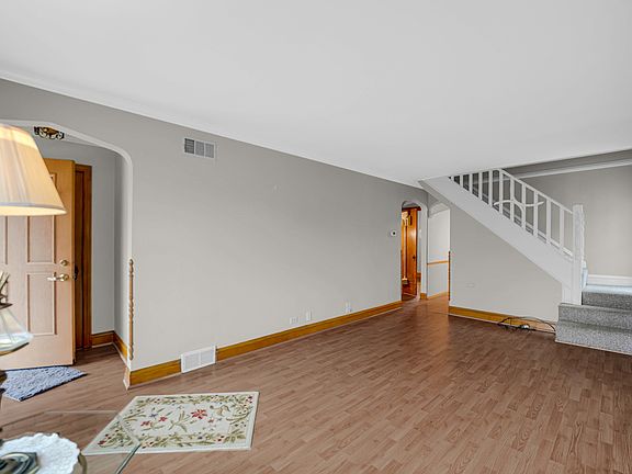 3rd image of 5235 S Monitor Ave