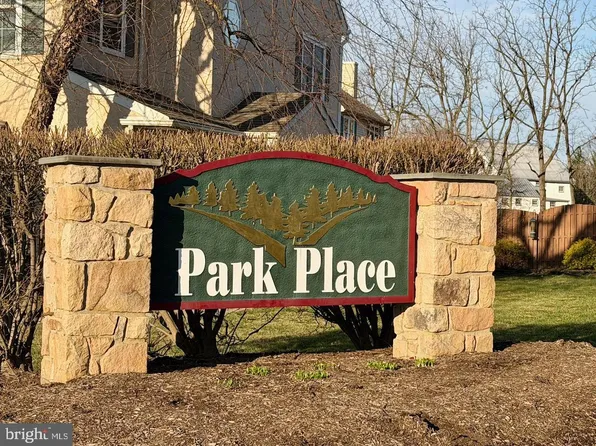 318 Parkview Dr, Souderton, PA 18964