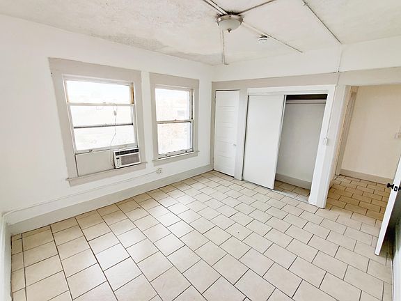 2nd image of 916 Georgia St #47dh34ern