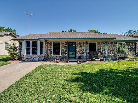 3rd image of 3701 Statler Dr