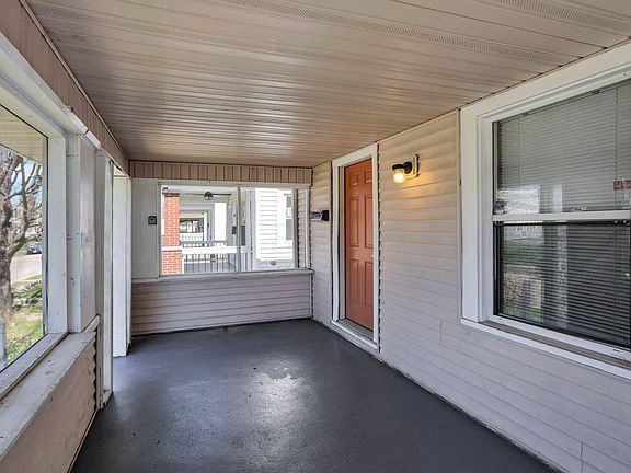 4th image of 888 Miller Ave