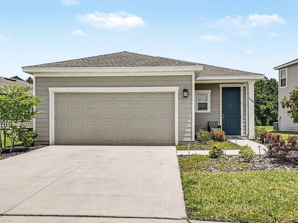 11325 Streamsong Dr