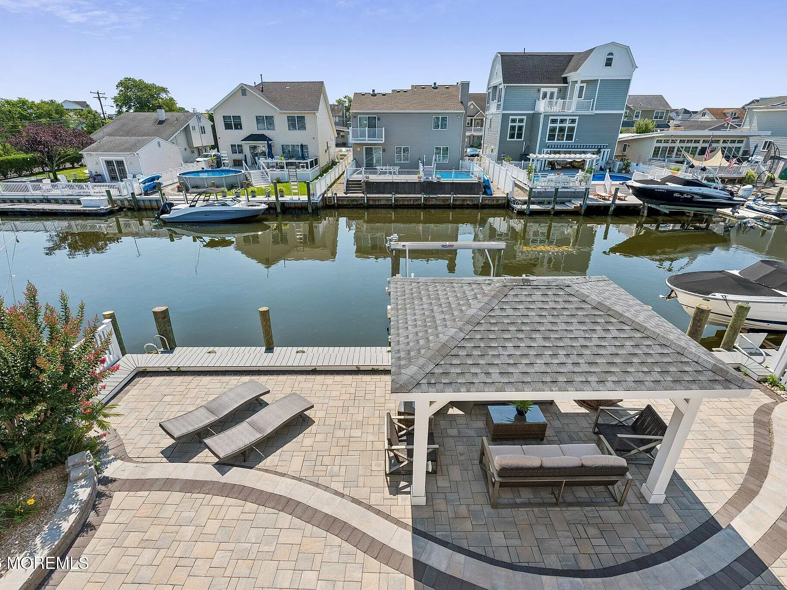 3 bed, 4.5 bath, 2616 sqft, $4,200 — Photo 4