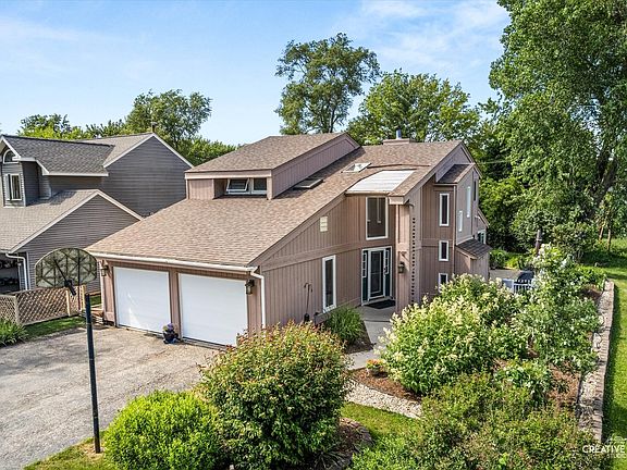 3rd image of 1324 Snowberry Ln