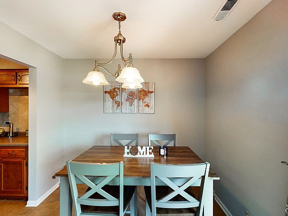 5th image of 1132 Hinswood Dr APT 205