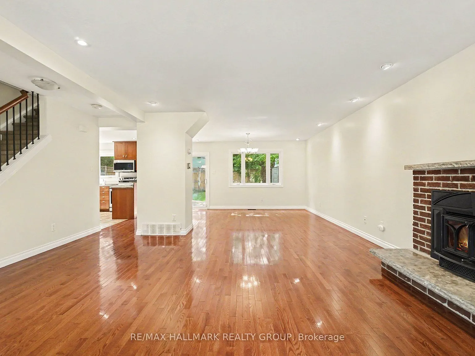 4 bed, $3,200 — Photo 3