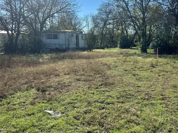 705 W Jefferson Ave, Whitney, TX 76692