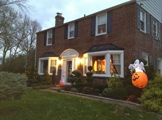 313 Gribbel Rd, Wyncote, PA 19095