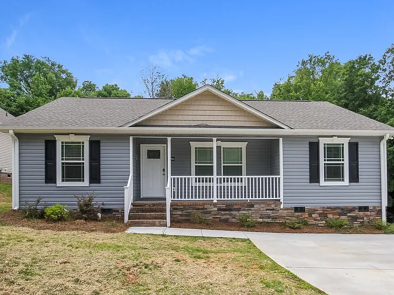 8286 Historic Hill Dr — Photo 1