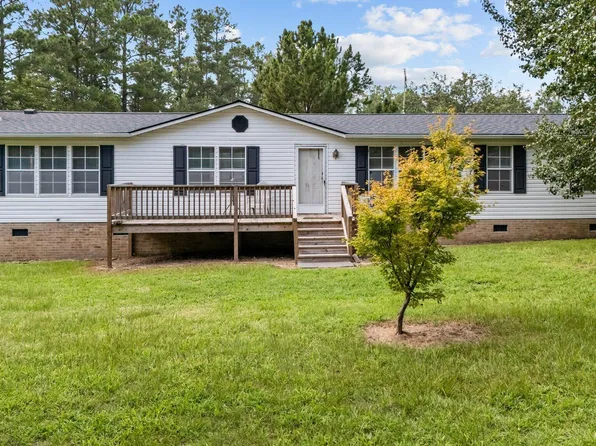 5612 Zacks Mill Rd, Angier, NC 27501