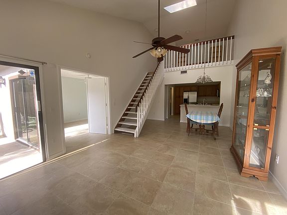 4th image of 4224 Palm Bay Cir APT A