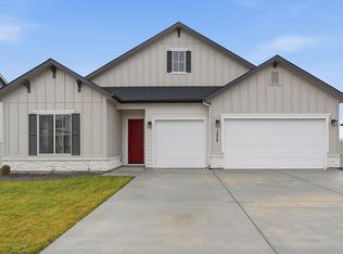 1375 White Cliffs St, Middleton, ID 83644