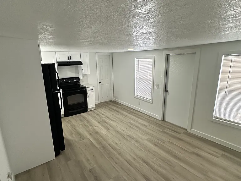 2605 Jungle St #12 — Photo 5
