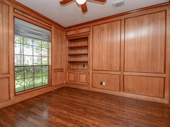 4th image of 13303 Finch Brook Dr