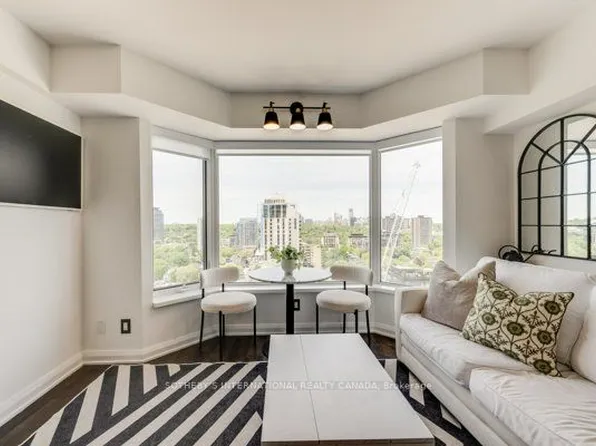 155 Yorkville Ave #2018, Toronto, ON M5R 0B4