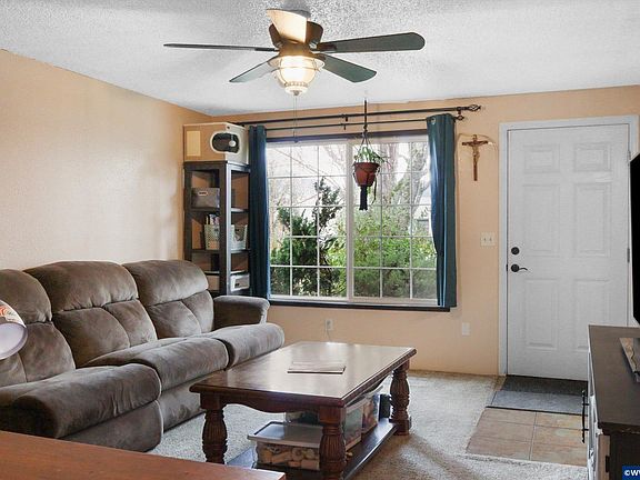 5th image of 2728 S 8th St
