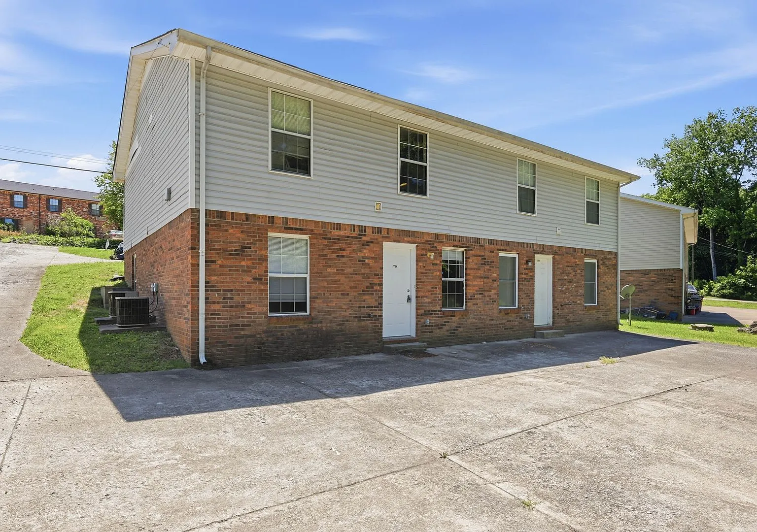 705 Peachers Drive — Photo 1