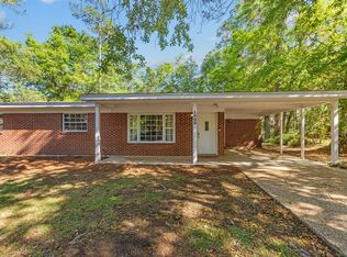 1900 Honeysuckle Dr, Tallahassee, FL 32304