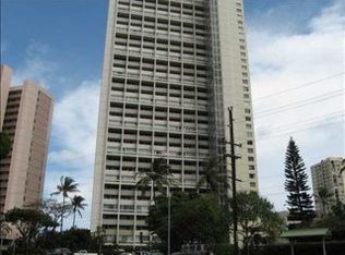 555 University Ave APT 1707, Honolulu, HI 96826