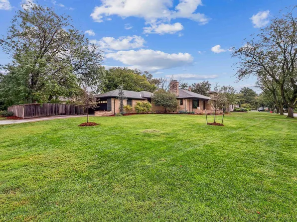 206 S Brookside St, Wichita, KS 67218