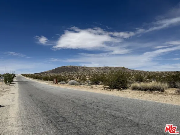 6175 Rotary Way, Joshua Tree, CA 92252