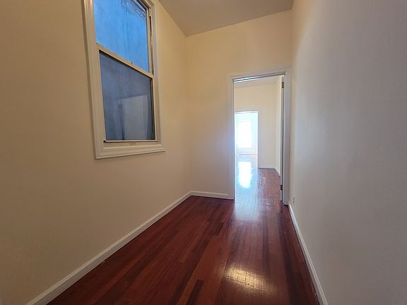 5th image of 435 W 43rd St #5Y