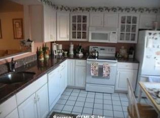 23 Sunridge Ln, Cromwell, CT 06416