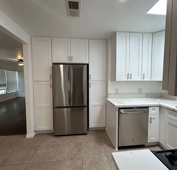 1835 Dayton Dr — Photo 4