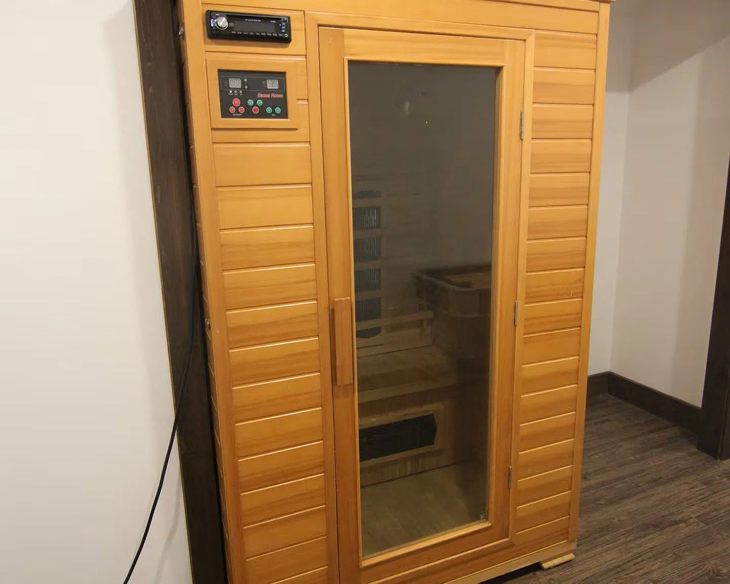 3 bed, $4,000 — Photo 4