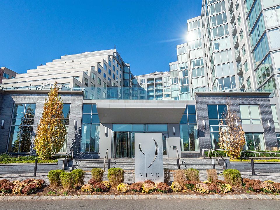 1st image of 9 Avenue At Port Imperial Unit 421
