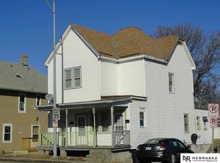 1041 S 24th St, Omaha, NE 68108