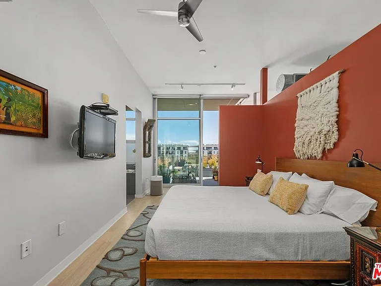 4080 Glencoe Ave #420 — Photo 16