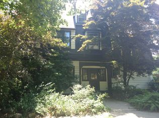 72 York Ter, Brookline, MA 02446