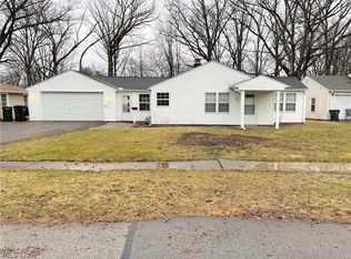 1015 Reeve Rd, Elyria, OH 44035