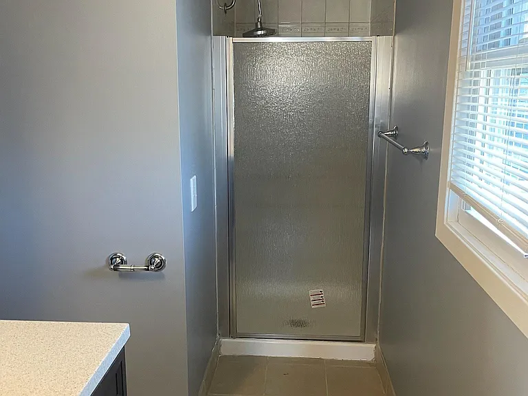 14727 Arbor St — Photo 16